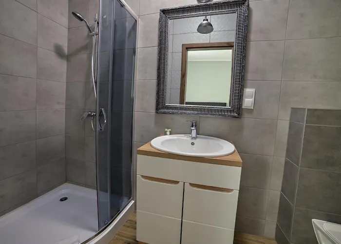 Apartment Wypoczynkowa 24 - 700m Od Park Wodny Suntago Wrecza Krzyzowka (Zyrardow)